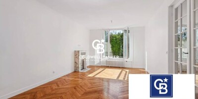 3 room  Apartment for sale in Montreuil, France