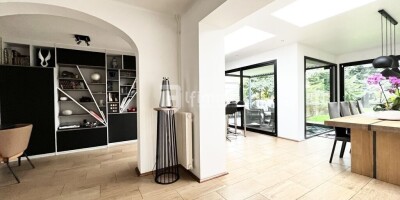 7 room  House for sale in Wasquehal, Hauts-de-France