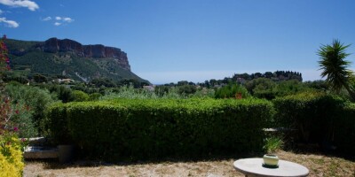 2 bedroom  Villa for sale in Cassis, France