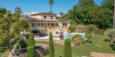 Villa for sale in Mougins, French Riviera
