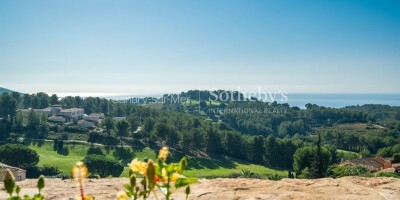 7 room  House for sale in Saint-Cyr-sur-Mer, French Riviera