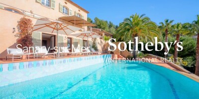8 room  House for sale in Saint-Cyr-sur-Mer, French Riviera