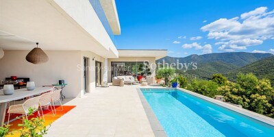 6 room  House for sale in La Londe-les-Maures, France