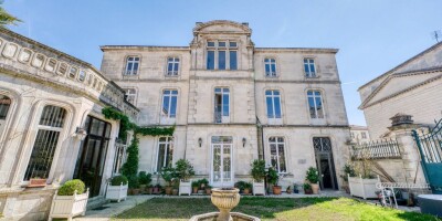 14 room Detached House for sale in Rochefort, Nouvelle-Aquitaine