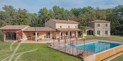 4 bedroom  House for sale in Valbonne, France