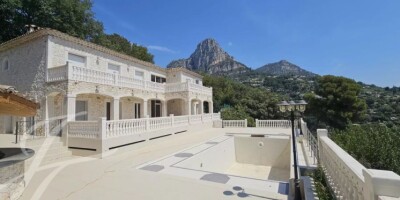 House for sale in Vence, French Riviera