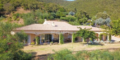 5 bedroom  Apartment for sale in Le Lavandou, Var, Provence-Alpes-Côte d'Azur