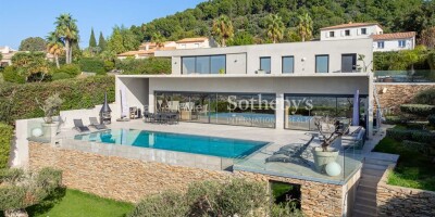 7 room  House for sale in Ollioules, French Riviera