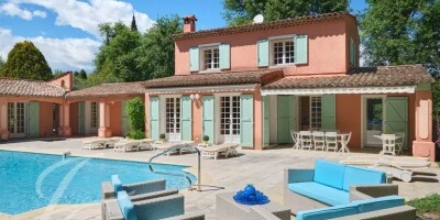 7 room  House for sale in Mougins, France
