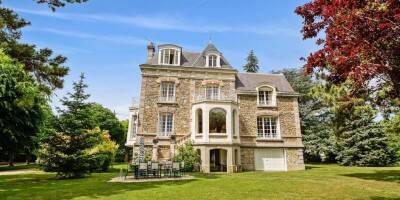 15 room Detached House for sale in Villennes-sur-Seine, France