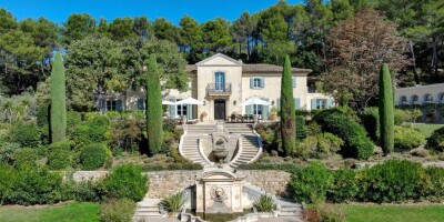 16 room  Detached House for sale in Aix-en-Provence, France
