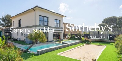 6 room  House for sale in Sanary-sur-Mer, France