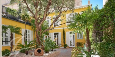 4 room  House for sale in Cannes, French Riviera