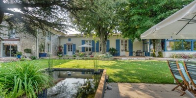 9 room  Semidetached House for sale in La Rochelle, France
