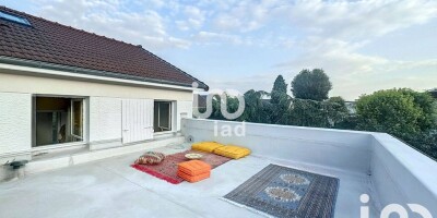 12 room  Villa for sale in Le Perreux-sur-Marne, Île-de-France