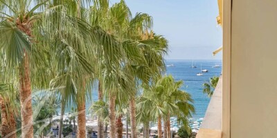 4 room  Apartment for sale in Cannes, France