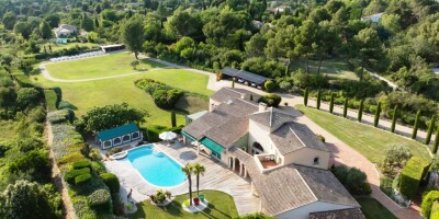 6 bedroom  Detached House for sale in Aix-en-Provence, French Riviera