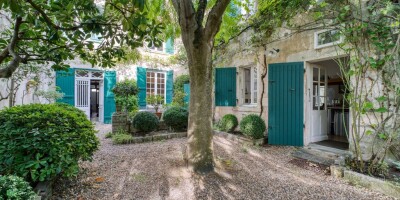 7 room  House for sale in La Rochelle, Nouvelle-Aquitaine