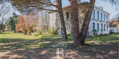 9 room  House for sale in La Teste-de-Buch, France