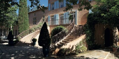 30 room exclusive farmhouse for sale in Aix-en-Provence, French Riviera