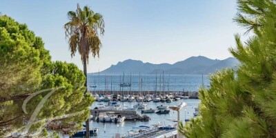 5 room  Apartment for sale in Cannes, France