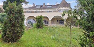 10 room  Detached House for sale in Saint-Cloud, France