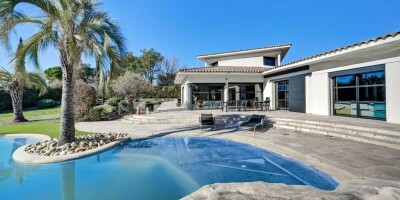 6 room  Detached House for sale in Aix-en-Provence, France