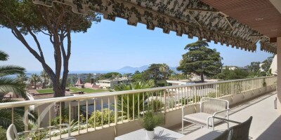 4 bedroom  Apartment for sale in Cannes, France