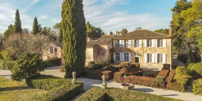 10 room  Detached House for sale in Aix-en-Provence, France