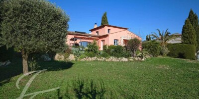 4 bedroom  House for sale in Mougins, France