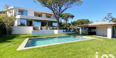 8 room  Villa for sale in Sainte-Maxime, France