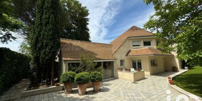 8 room  Villa for sale in Soisy-sur-Seine, Île-de-France