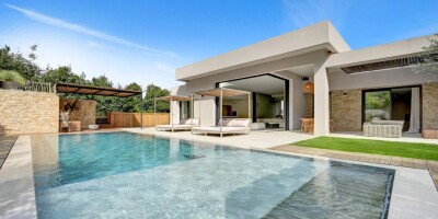 6 room Detached House for sale in Aix-en-Provence, France