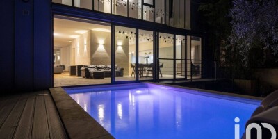 5 bedroom  Villa for sale in Bordeaux, Nouvelle-Aquitaine