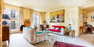 4 room  Apartment for sale in Champs-Elysées, Madeleine, Triangle d’or, Paris, Île-de-France