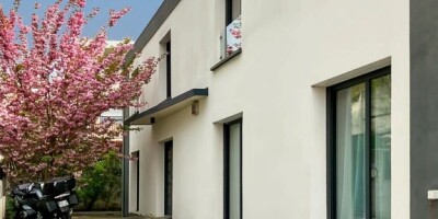 6 room  House for sale in Cachan, France
