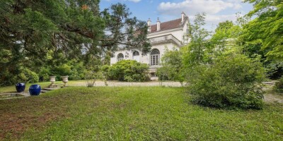 Detached House for sale in La Celle-Saint-Cloud, Île-de-France