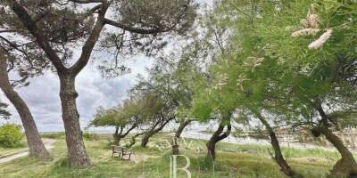 4 bedroom  Villa for sale in Lanton, France