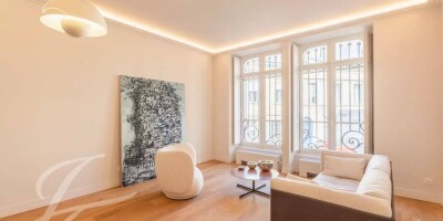 3 bedroom  Apartment for sale in Bordeaux, France