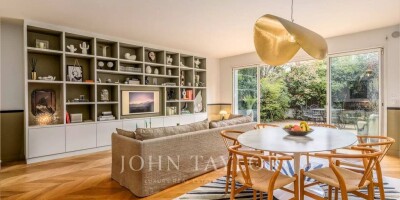 5 room  House for sale in Bordeaux, France
