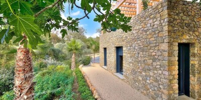 4 bedroom  House for sale in Mougins, France