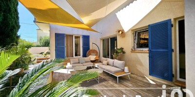 7 room  Villa for sale in Sanary-sur-Mer, France