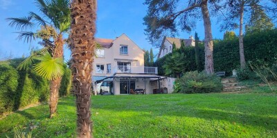 7 room  House for sale in Palaiseau, France