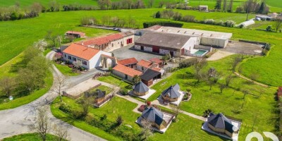 Villa for sale in Les Herbiers, France