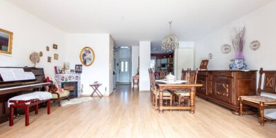 9 room  House for sale in Antony, France