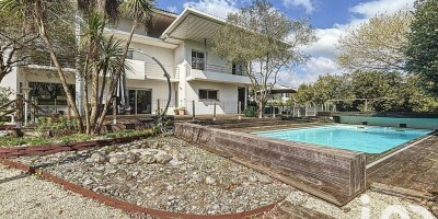 Villa for sale in Le Bouscat, Nouvelle-Aquitaine