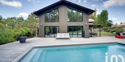 6 bedroom  Villa for sale in Bordeaux, France