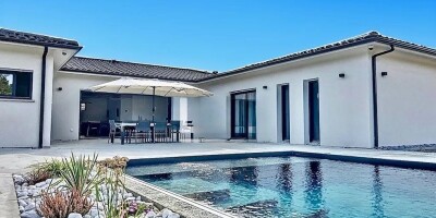 6 room  House for sale in Saint-Aubin-de-Médoc, France
