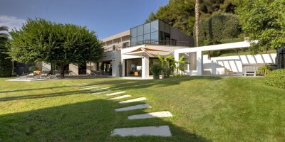 10 room  Detached House for sale in Nice, France