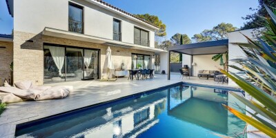 6 room Detached House for sale in Aix-en-Provence, French Riviera